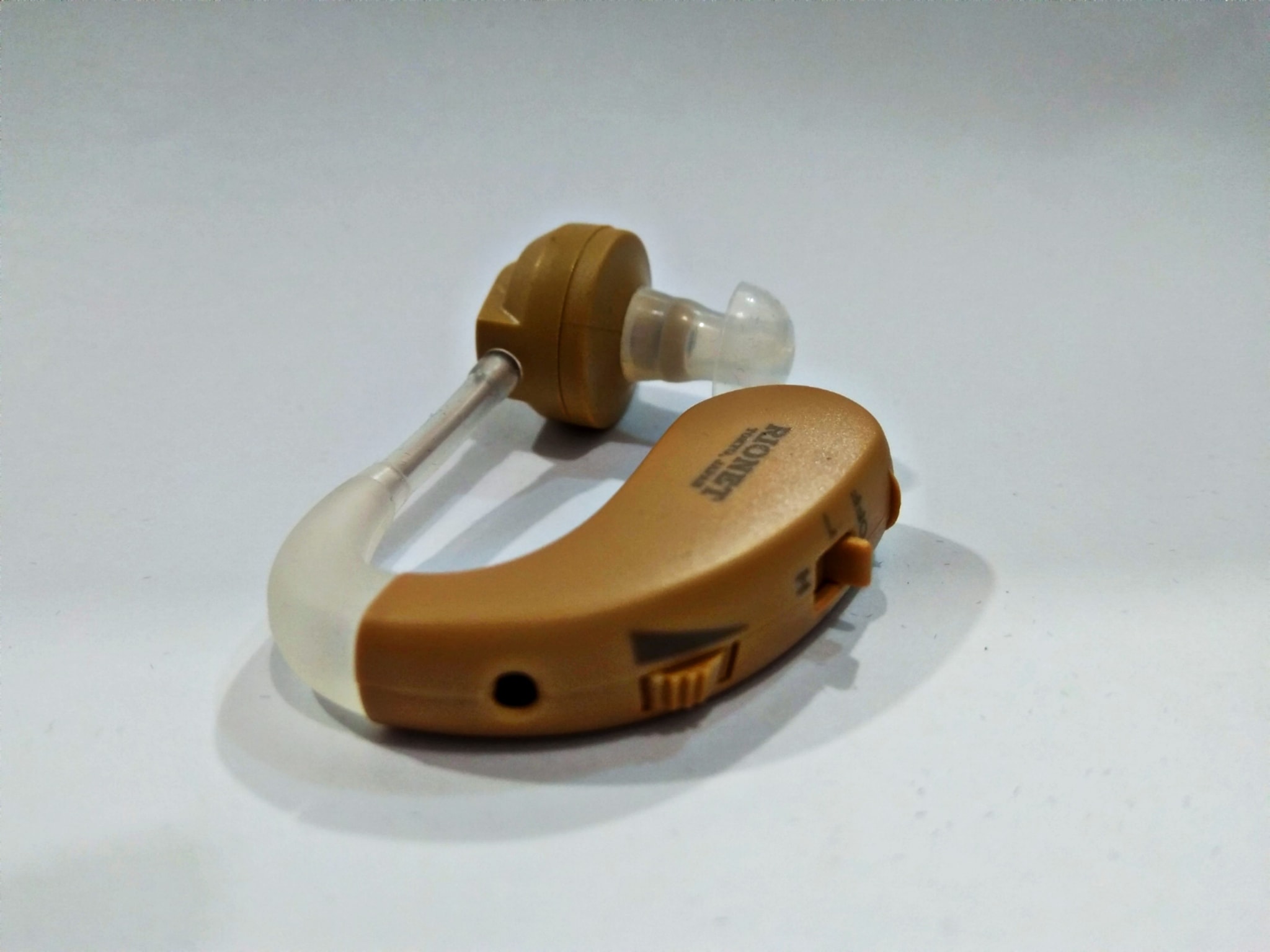 Rionet BTE Digital Hearing Aid HA-20DX